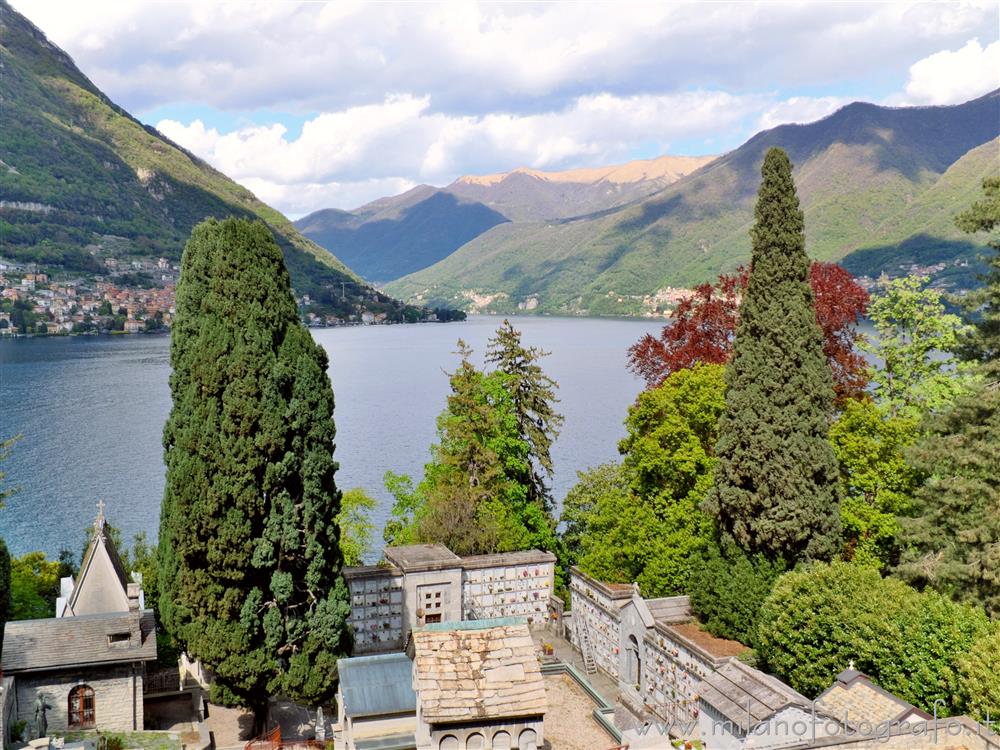 Torno (Como) - Il Lago di Como visto dalla Chiesa di San Giovanni Battista